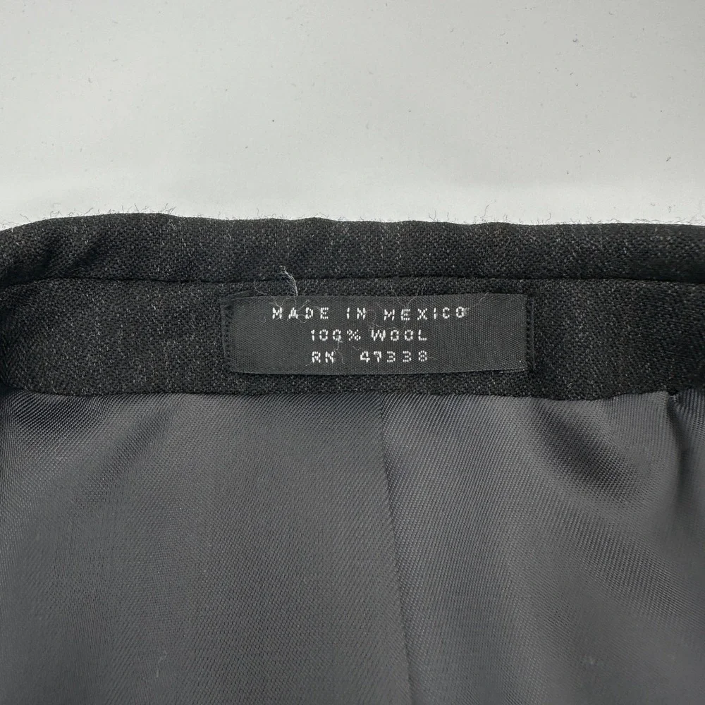 Albert Nipon Mens Charcoal Pinstripe Wool Blazer Jacket Size S44‎